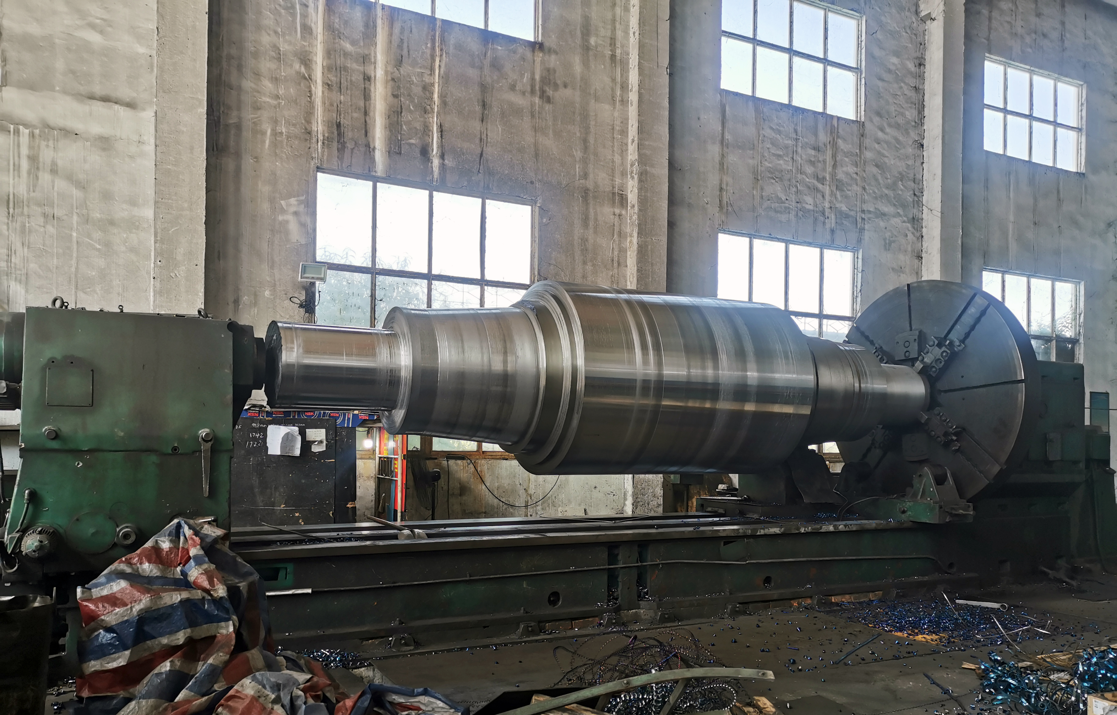 Large pressure roller production site